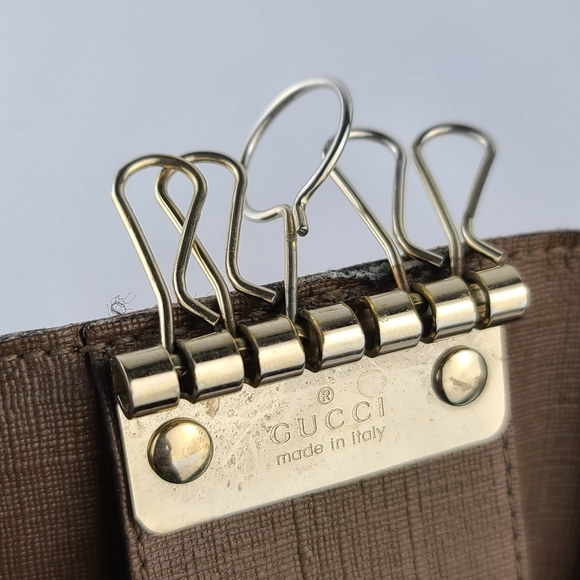 Gucci GG Key Holder Leather Wallet - Picture 9 of 10